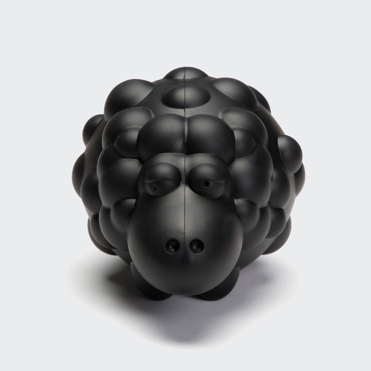 Chew & Fetch Toy Sheep Meryl Black | CLOUD7 Chew & Fetch Toy Sheep Meryl Black | CLOUD7
