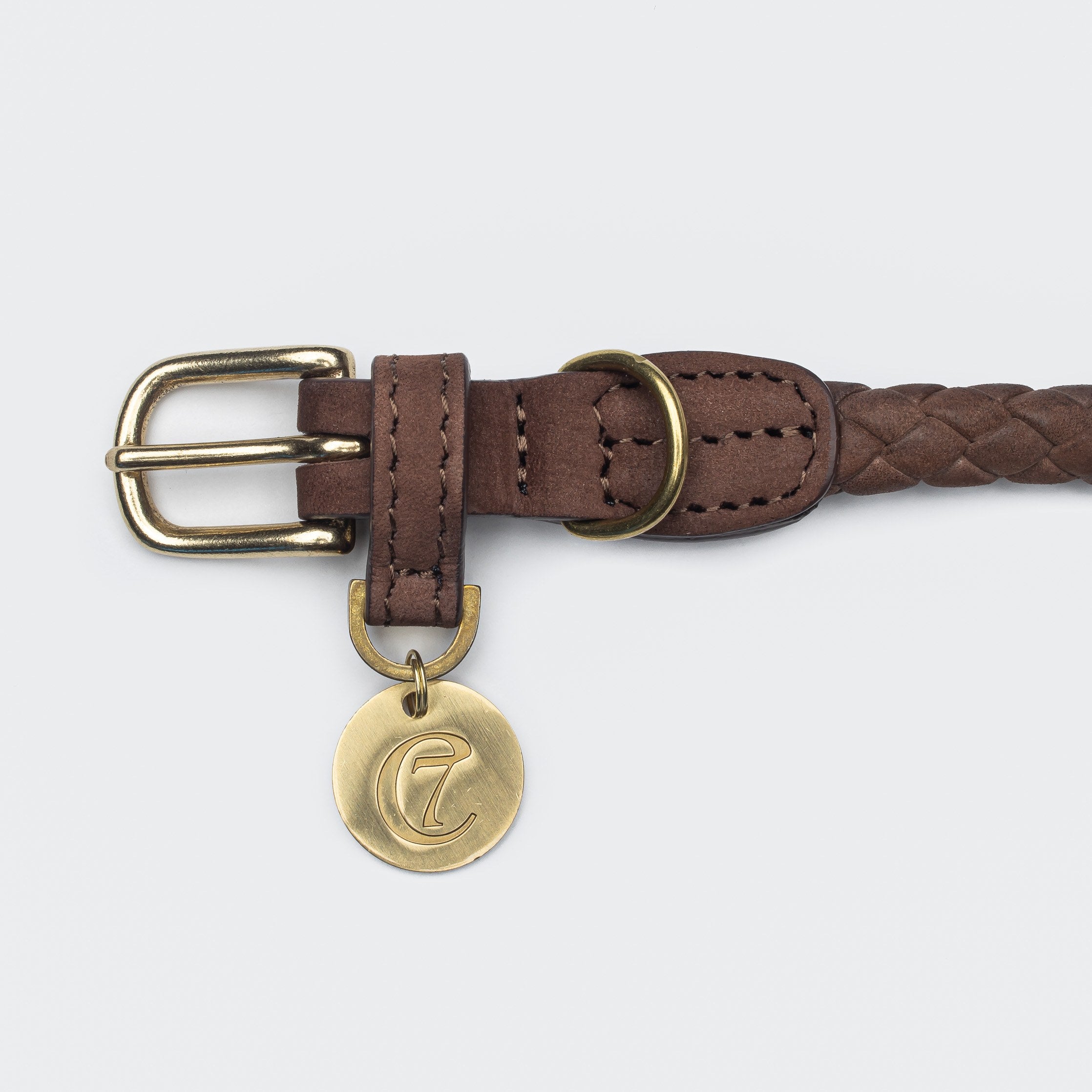 Roundly braided brown dog collar buckle