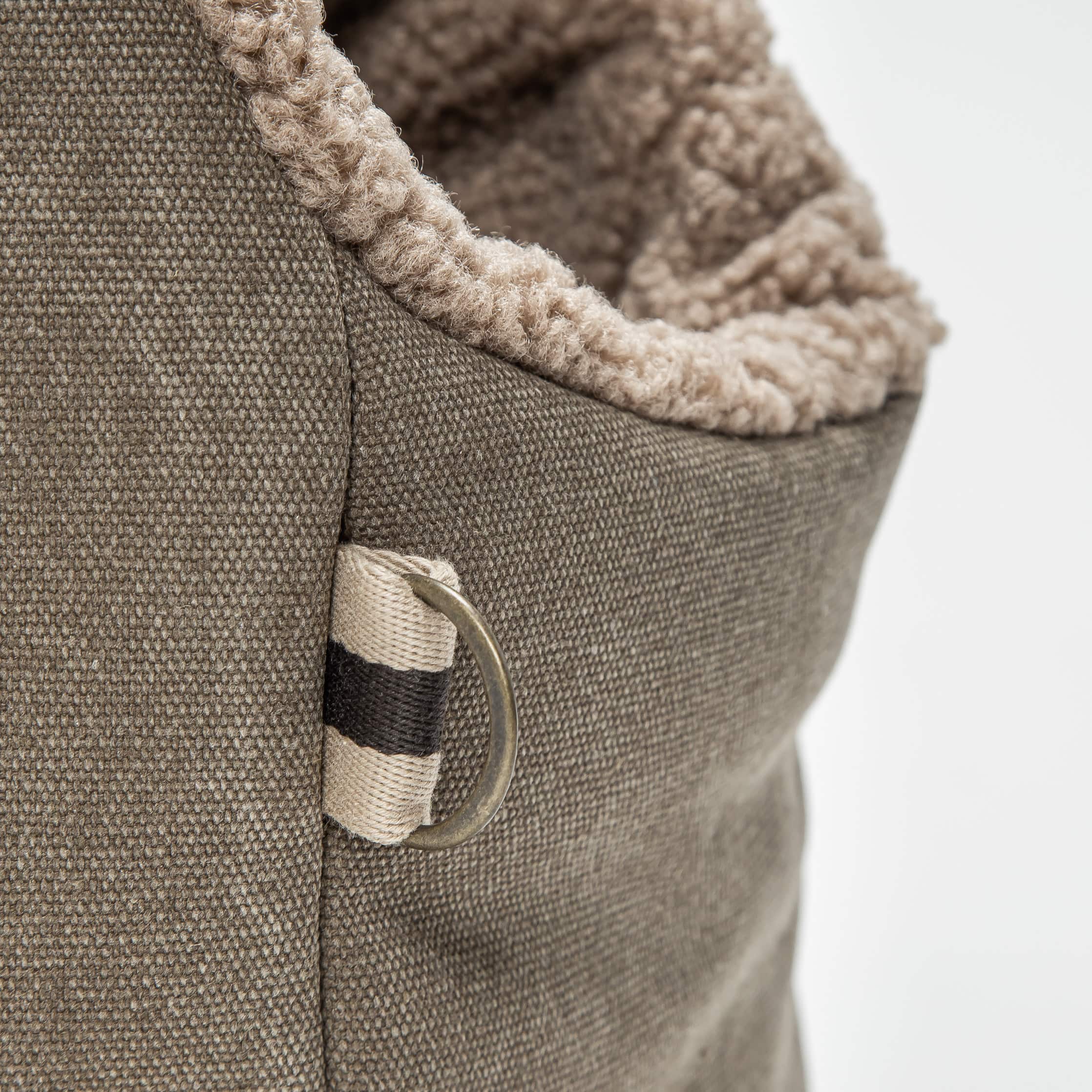 Unisex Hundetasche mit Teddy-Futter Nahaufnahme