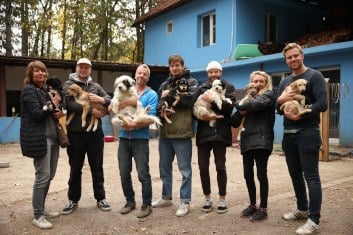 Clair, Neil and Petra with the film crew and some of the shelter residents